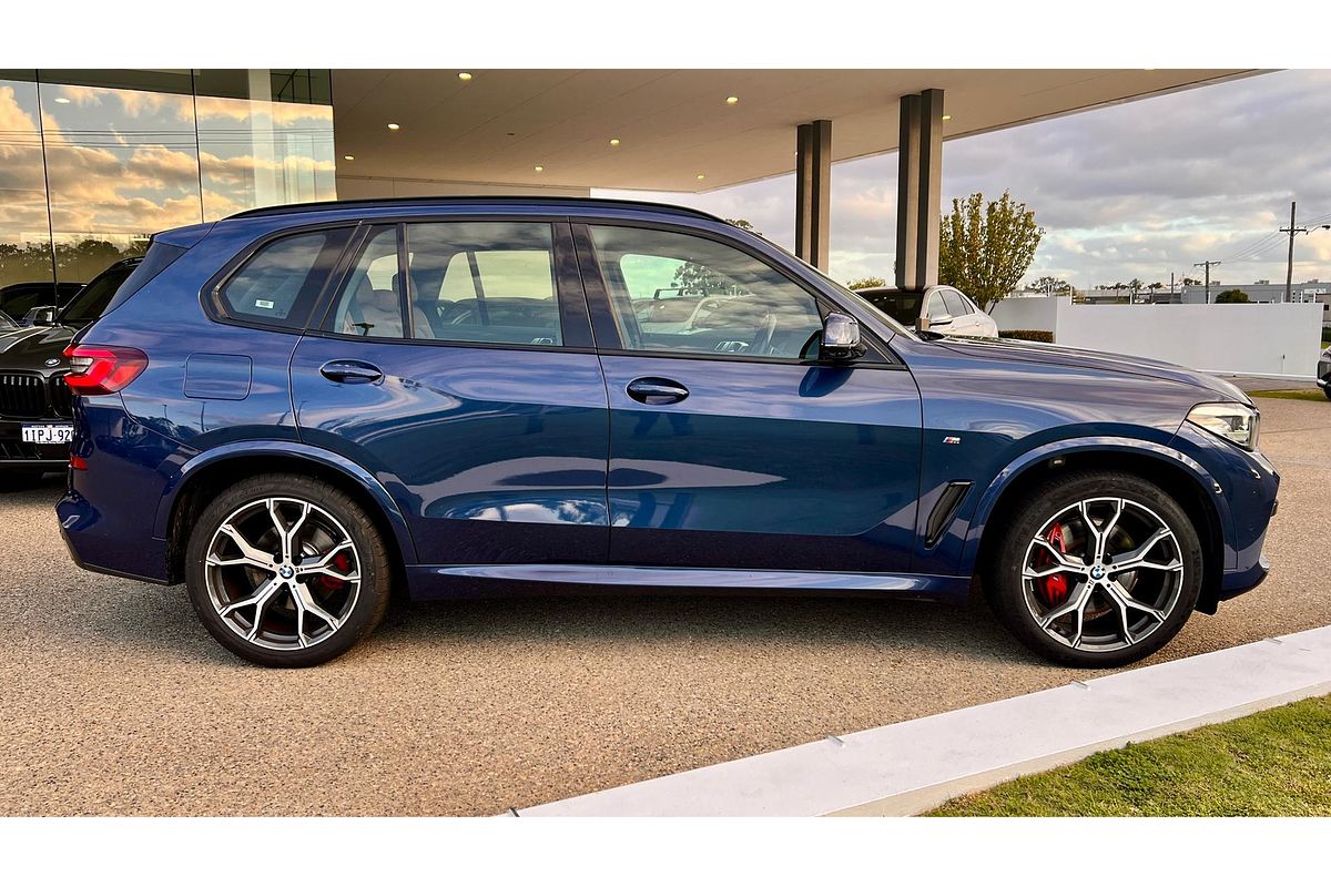 2023 BMW X5 xDrive30d M Sport G05