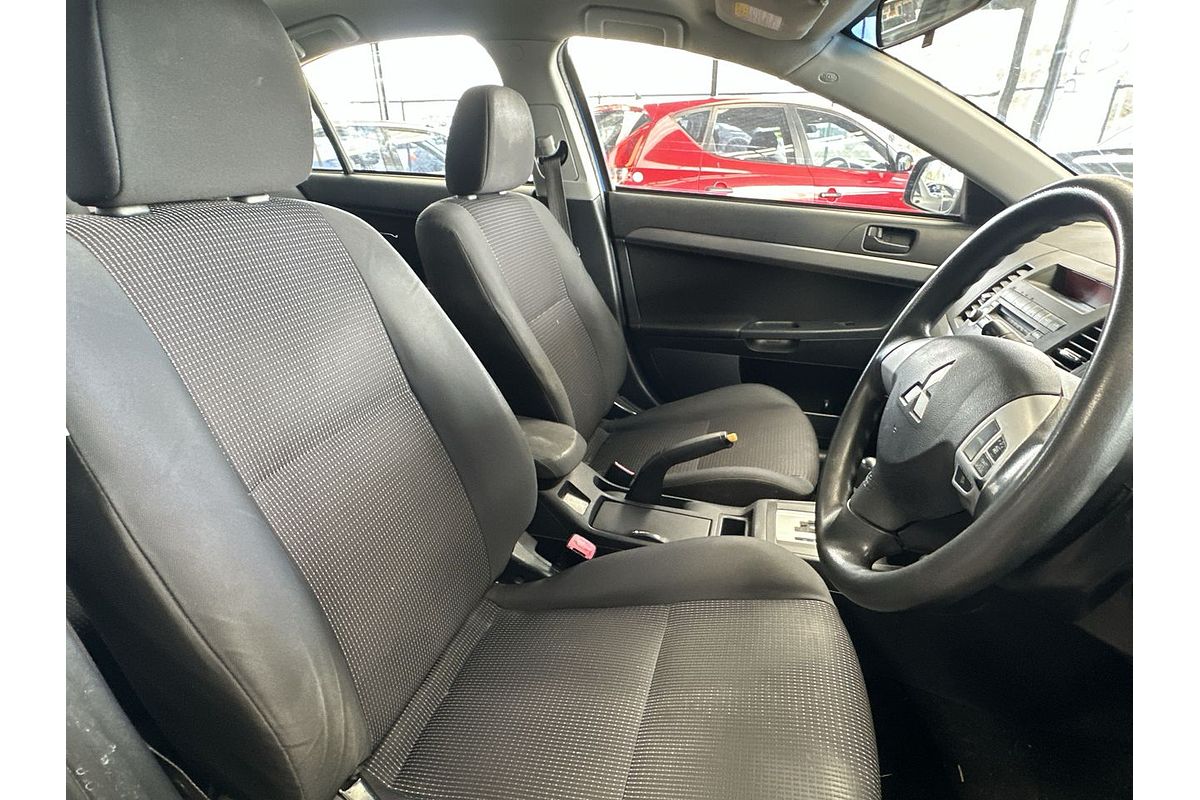 2010 Mitsubishi Lancer ES CJ