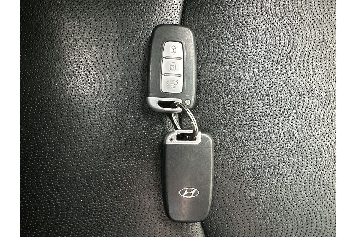 2012 Hyundai Elantra Premium MD