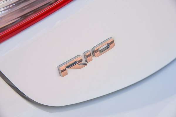 2018 Kia Rio S YB