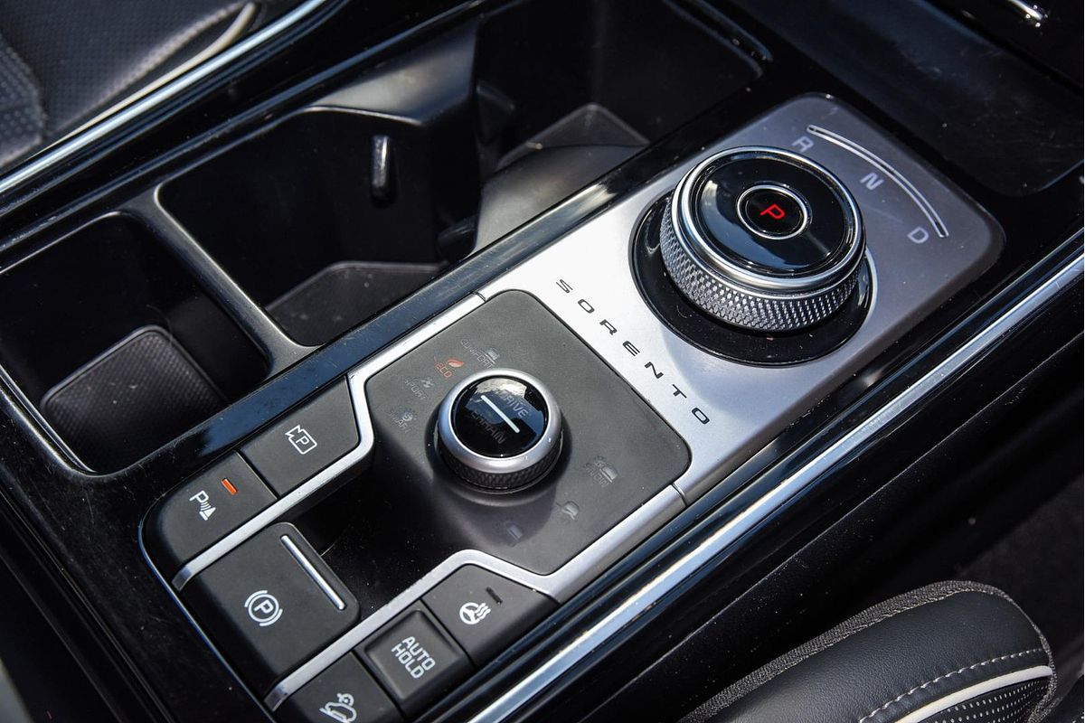 2022 Kia Sorento GT-Line MQ4