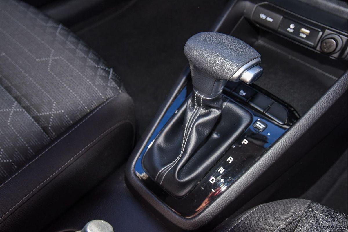 2018 Kia Rio S YB