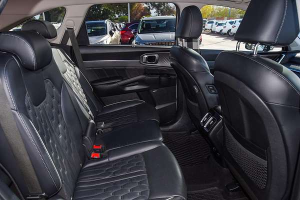 2022 Kia Sorento GT-Line MQ4
