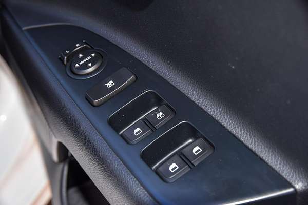 2018 Kia Rio S YB