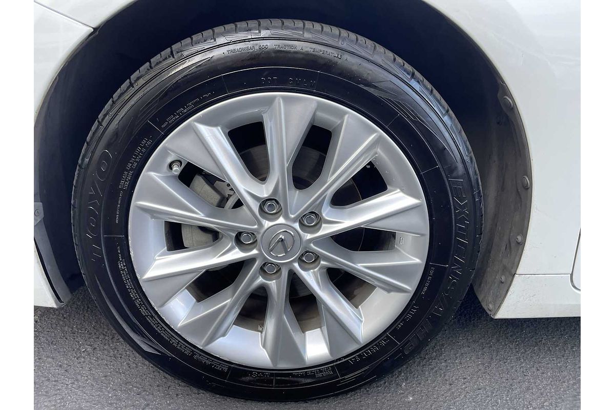 2013 Lexus ES Hybrid