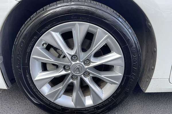 2013 Lexus ES Hybrid