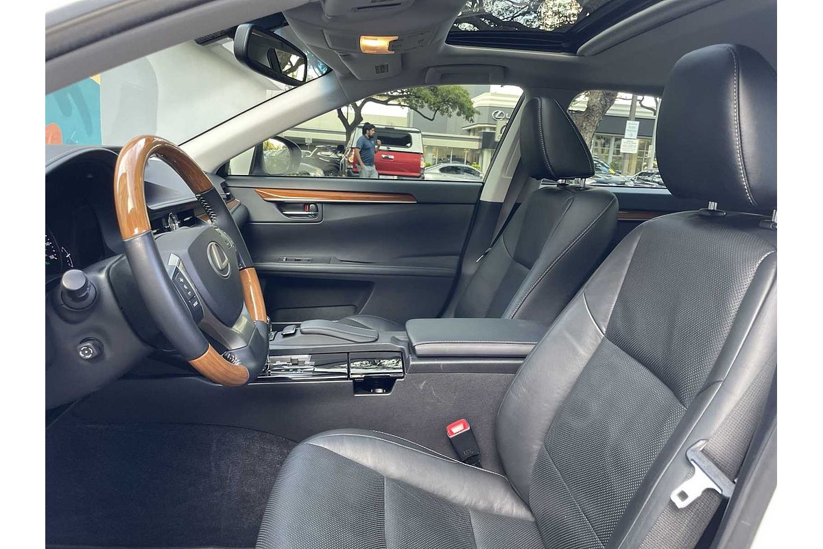 2013 Lexus ES Hybrid