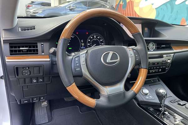 2013 Lexus ES Hybrid
