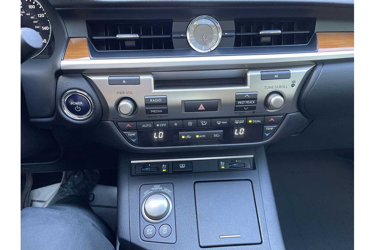 2013 Lexus ES Hybrid