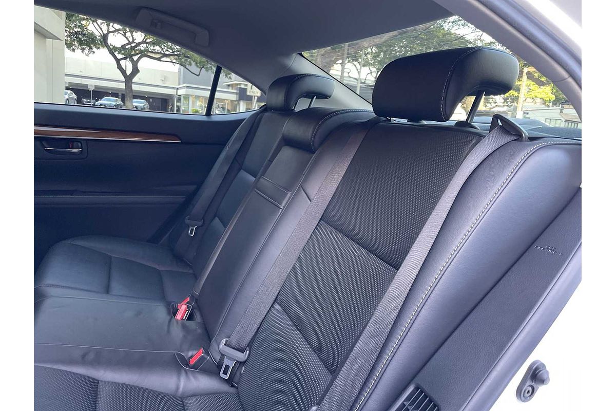2013 Lexus ES Hybrid