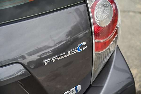 2013 Toyota Prius C NHP10R