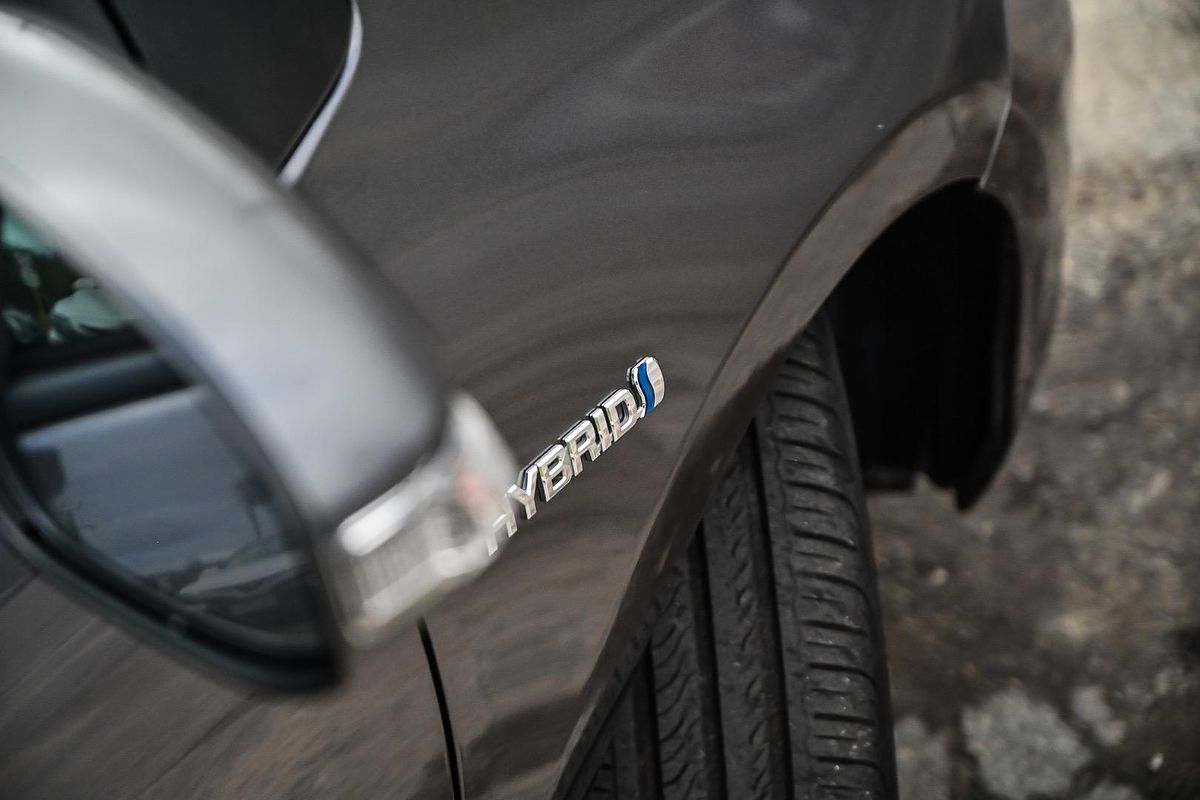 2013 Toyota Prius C NHP10R