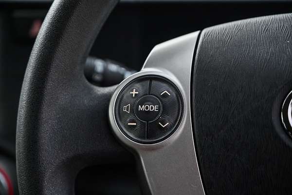 2013 Toyota Prius C NHP10R