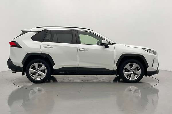 2021 Toyota RAV4 GXL MXAA52R