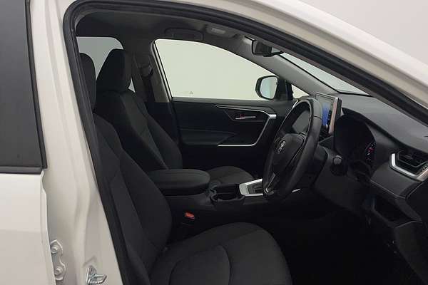 2021 Toyota RAV4 GXL MXAA52R