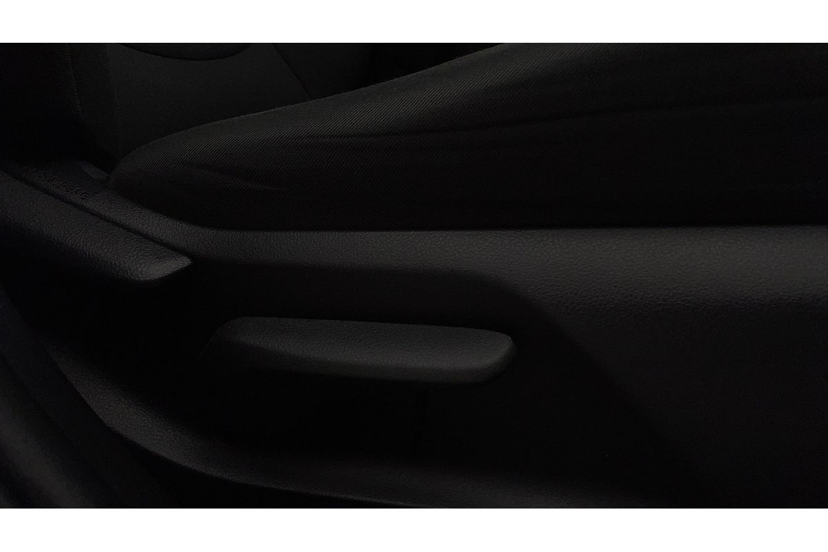 2021 Toyota RAV4 GXL MXAA52R