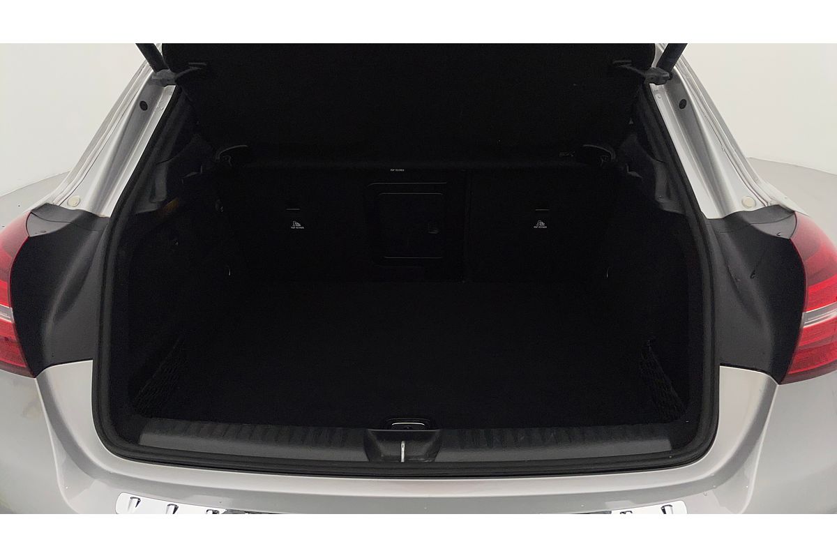 2018 Mercedes-Benz GLA-Class GLA250 X156