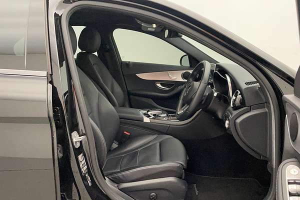 2017 Mercedes-Benz C-Class C200 W205
