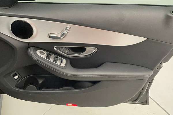 2017 Mercedes-Benz C-Class C200 W205