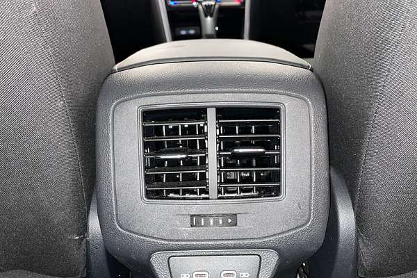 2022 Volkswagen T-Roc 110TSI Style D11
