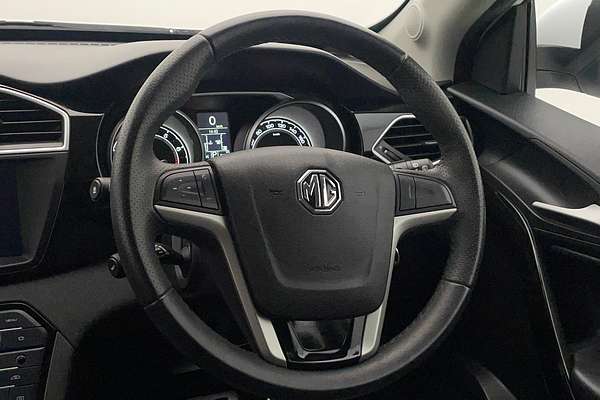2018 MG GS Core SAS2
