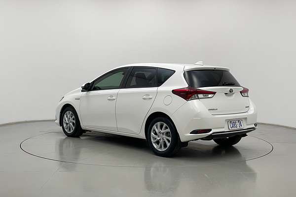 2018 Toyota Corolla Hybrid ZWE186R