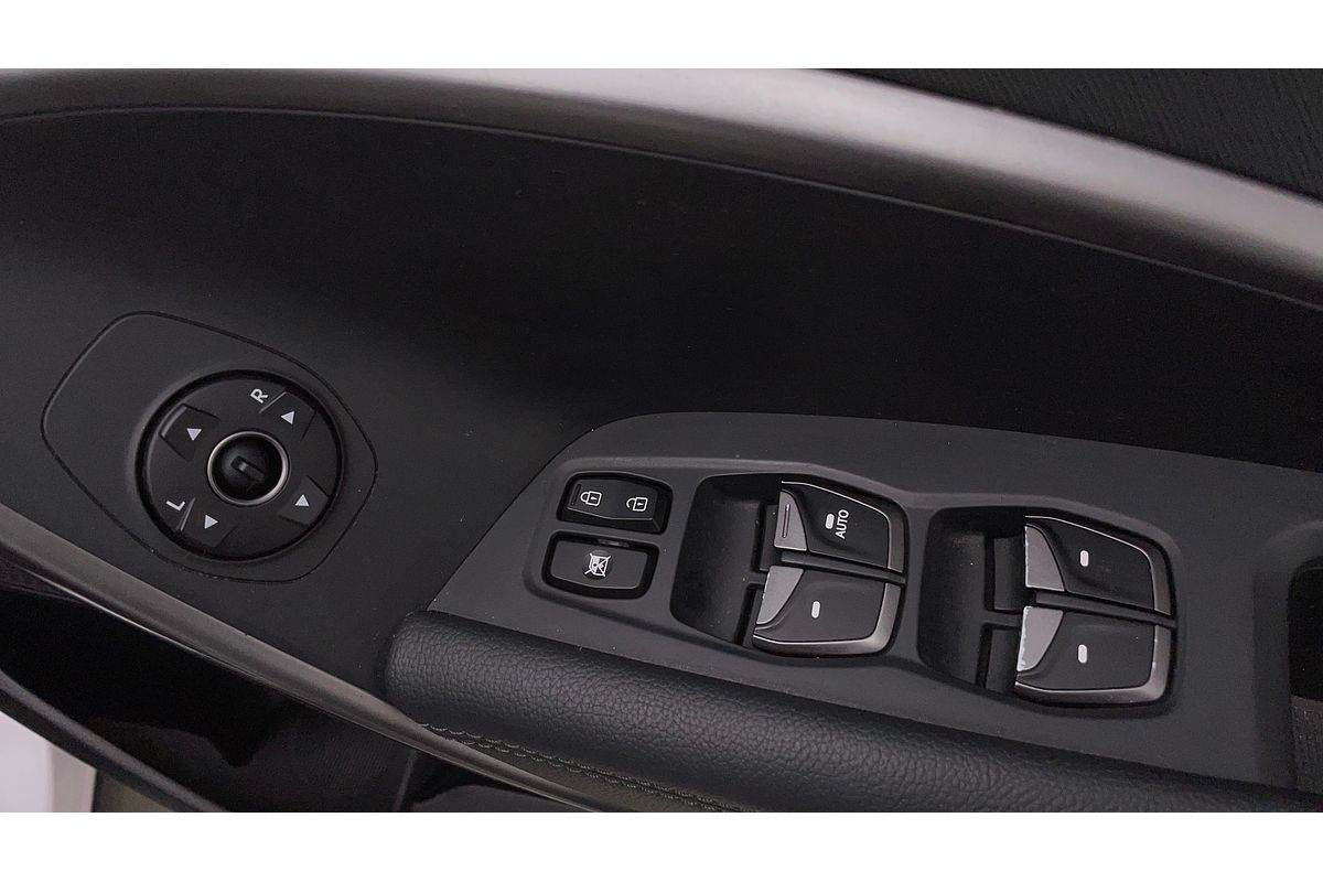 2016 Hyundai Santa Fe Active DM3 Series II