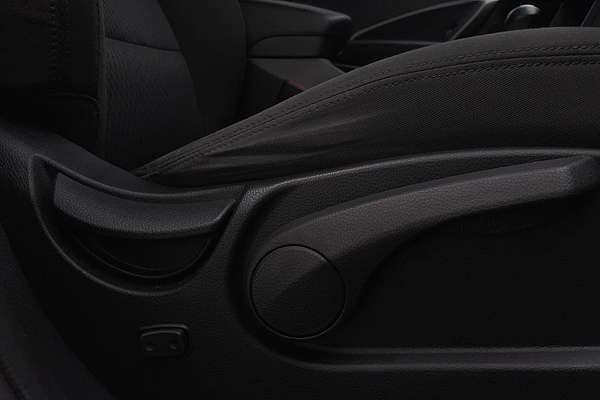 2016 Hyundai Santa Fe Active DM3 Series II