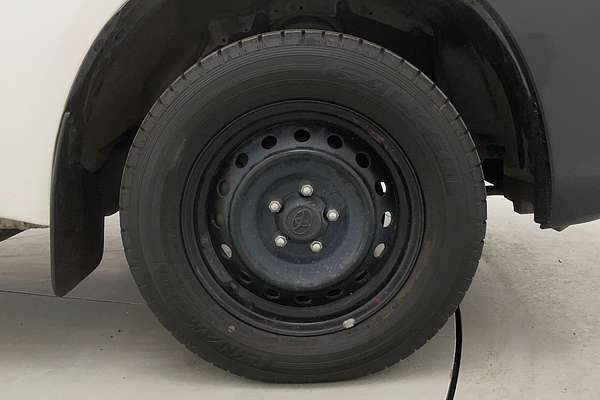 2018 Toyota Hilux Workmate TGN121R Rear Wheel Drive