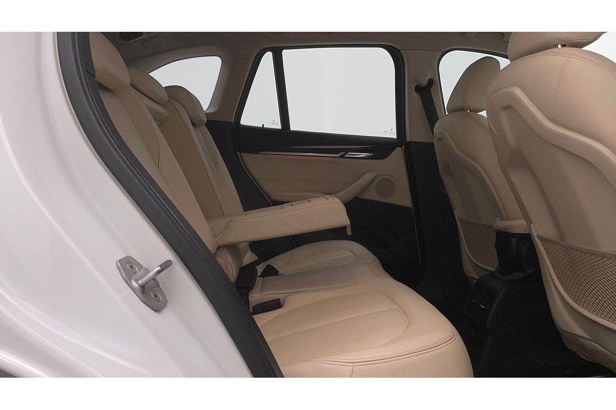 2017 BMW X1 xDrive25i F48