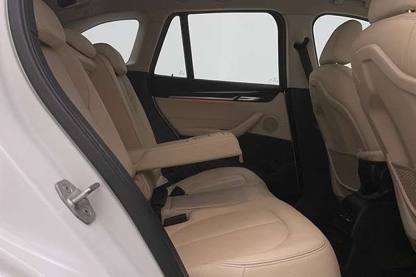 2017 BMW X1 xDrive25i F48