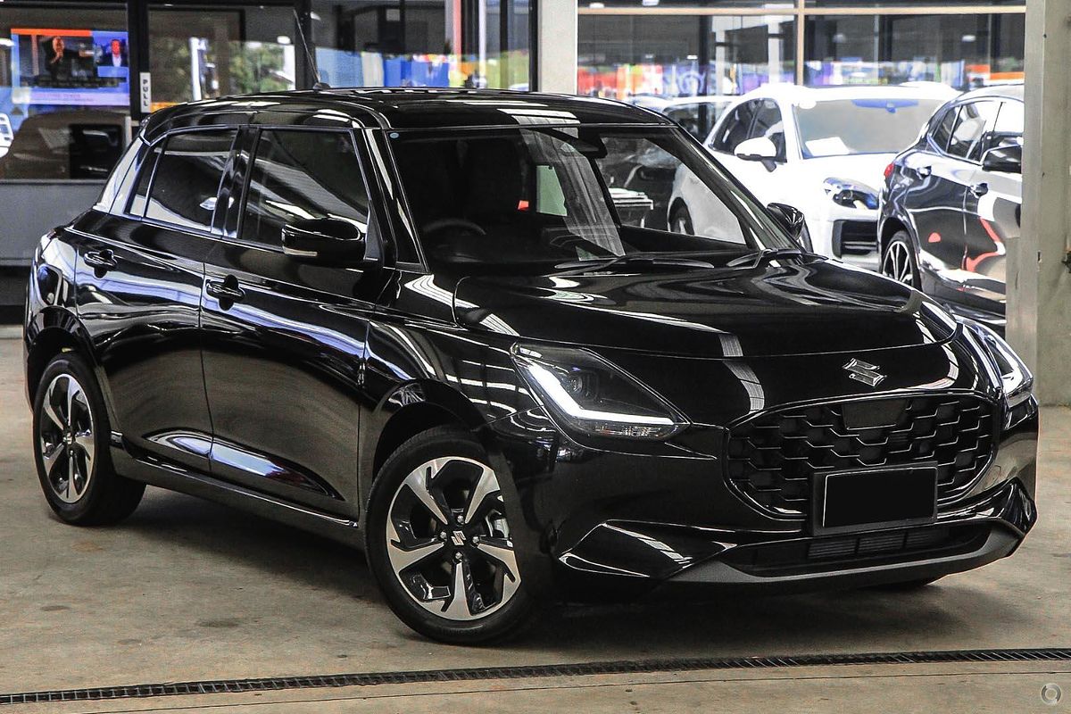 2025 Suzuki Swift Hybrid GLX UZ