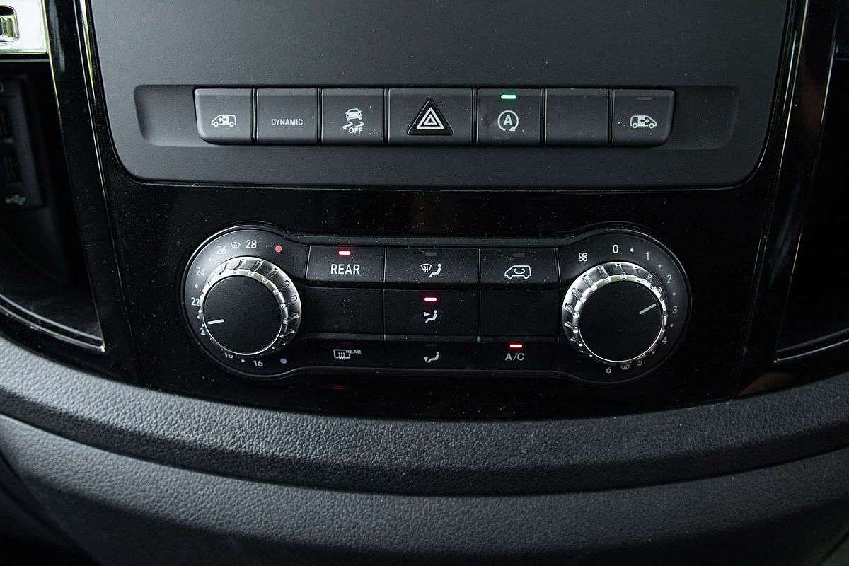 2021 Mercedes-Benz Valente 116CDI 447