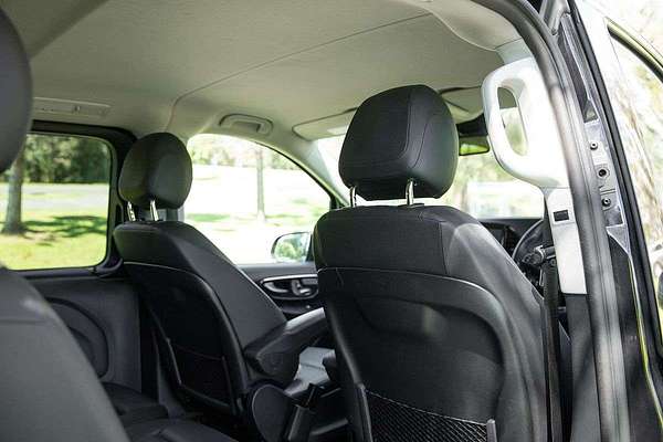 2021 Mercedes-Benz Valente 116CDI 447