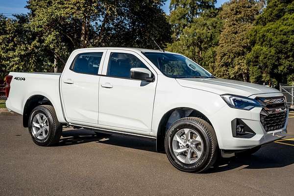 2025 Isuzu D-MAX LS-M 4X4