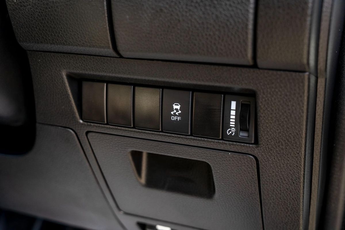 2025 Isuzu D-MAX LS-M 4X4