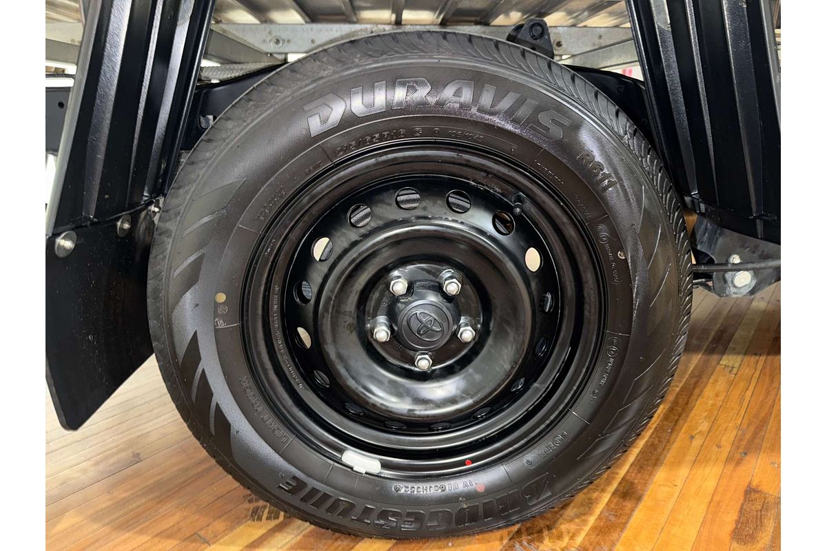 2024 Toyota Hilux Workmate TGN121R Rear Wheel Drive