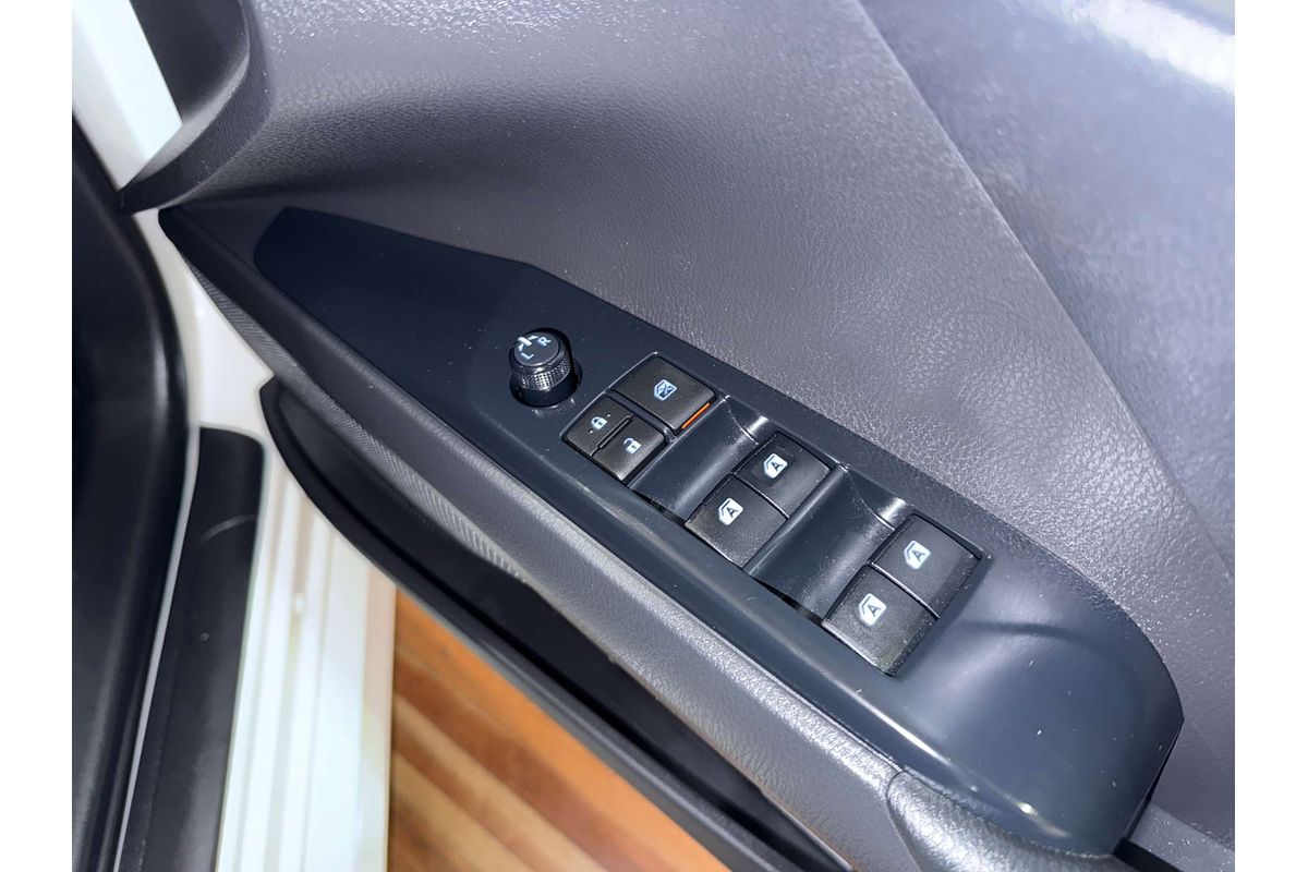 2019 Toyota Camry Ascent ASV70R