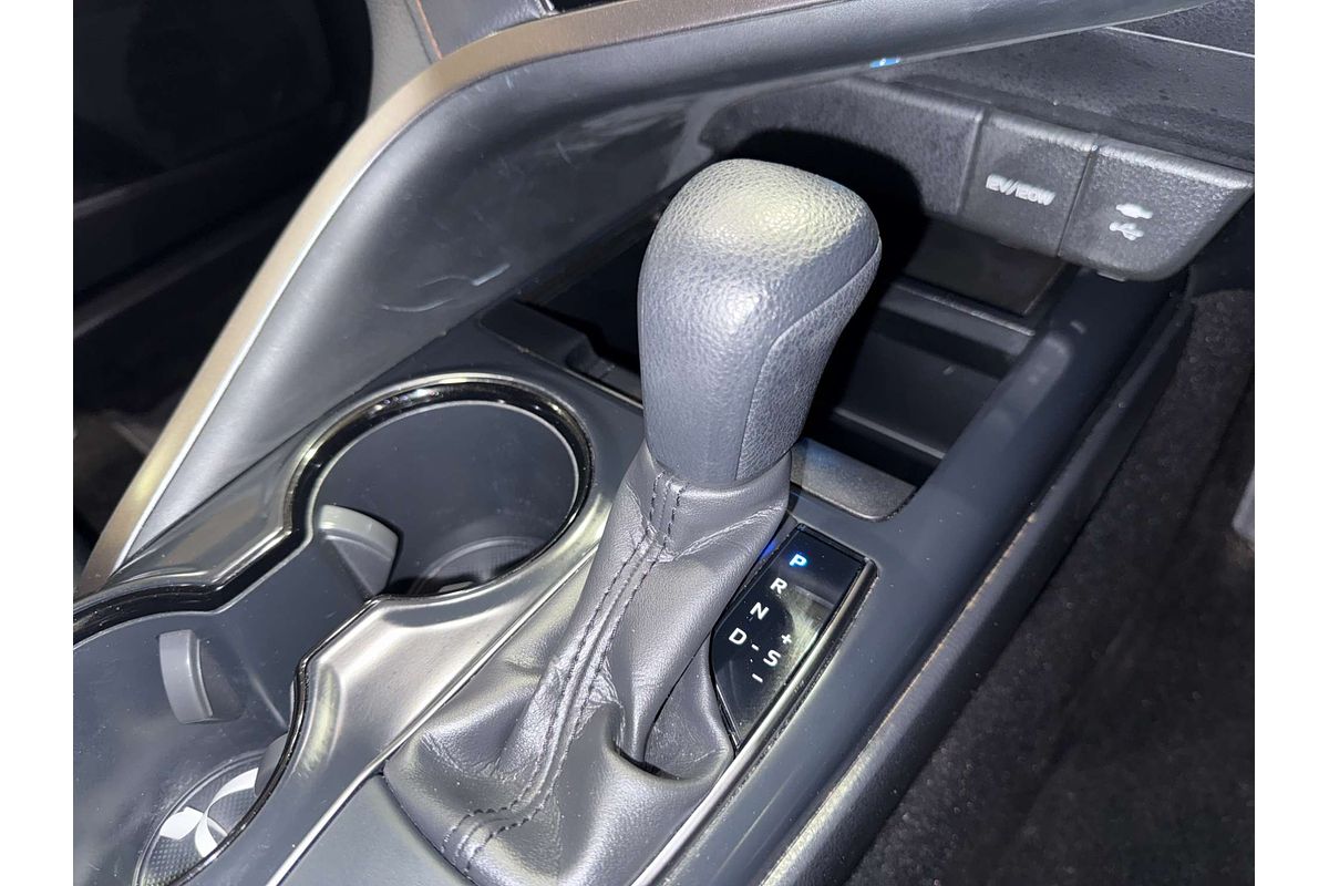 2019 Toyota Camry Ascent ASV70R
