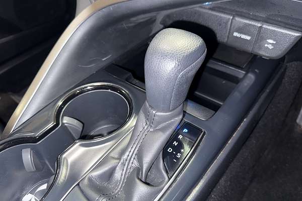 2019 Toyota Camry Ascent ASV70R