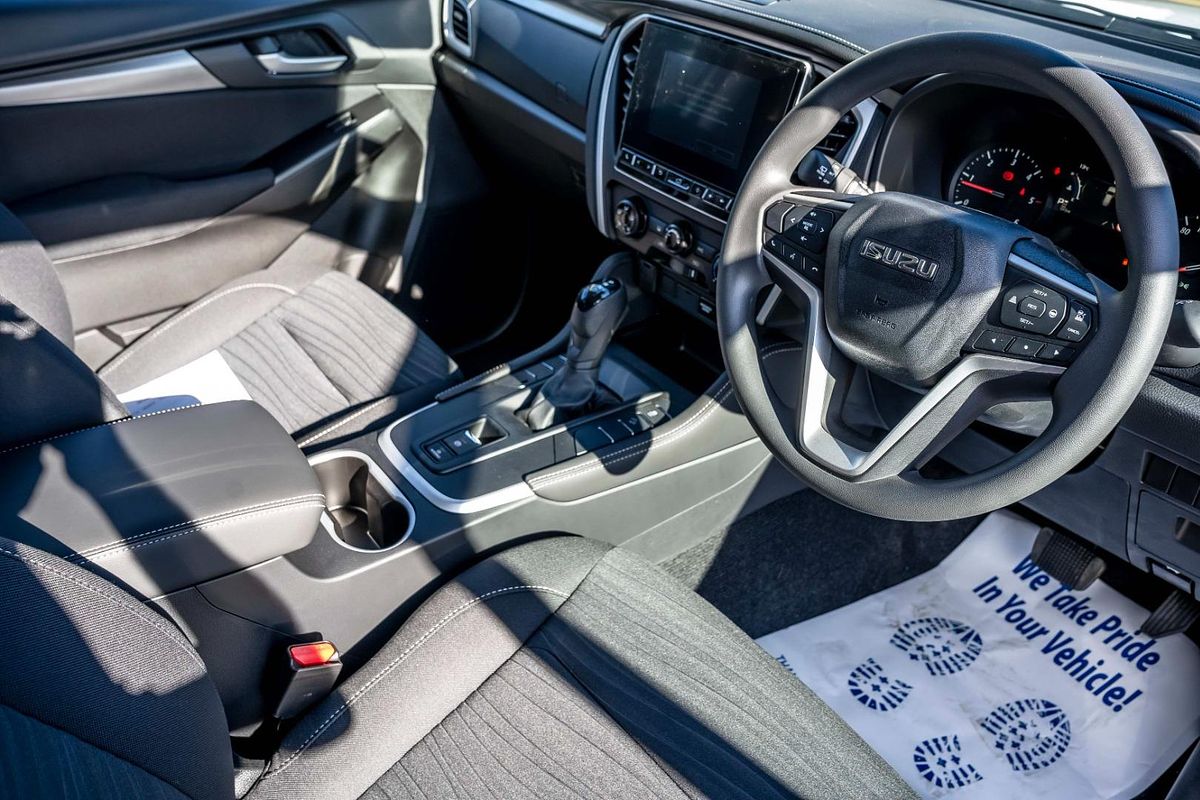 2024 Isuzu MU-X LS-M