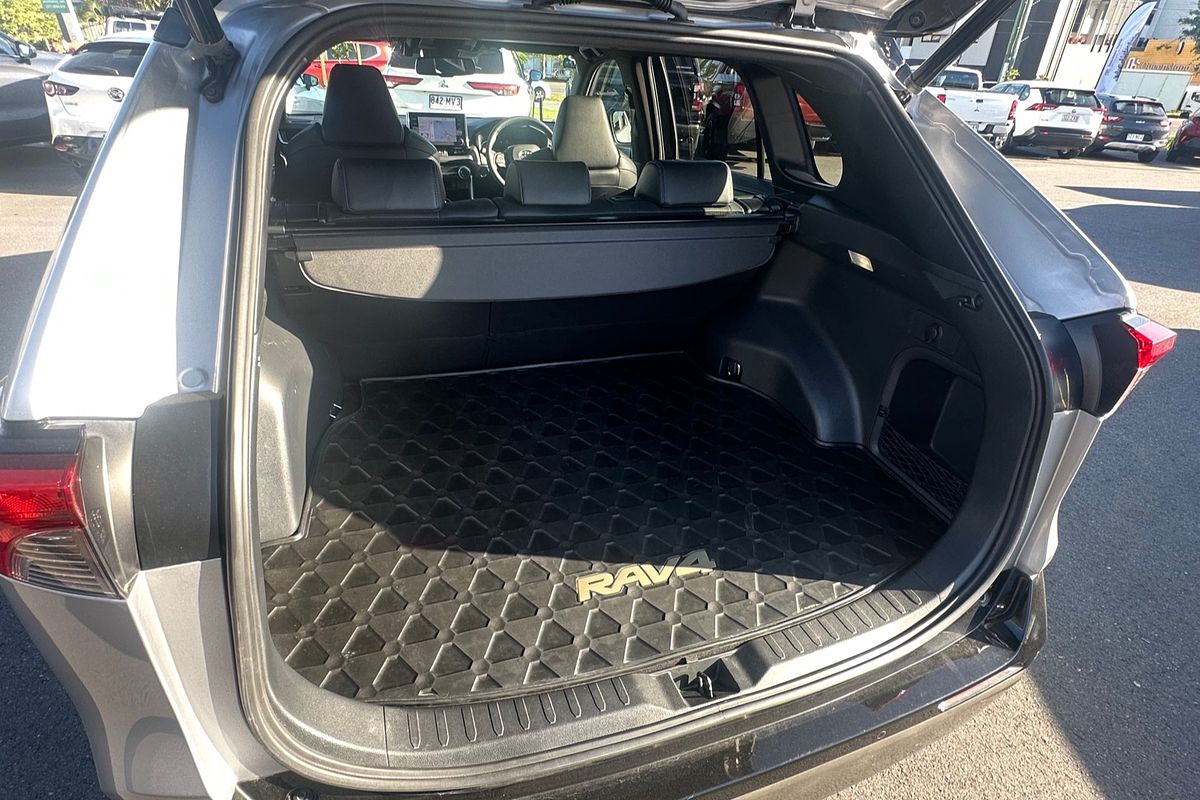 2021 Toyota RAV4 XSE AXAH54R