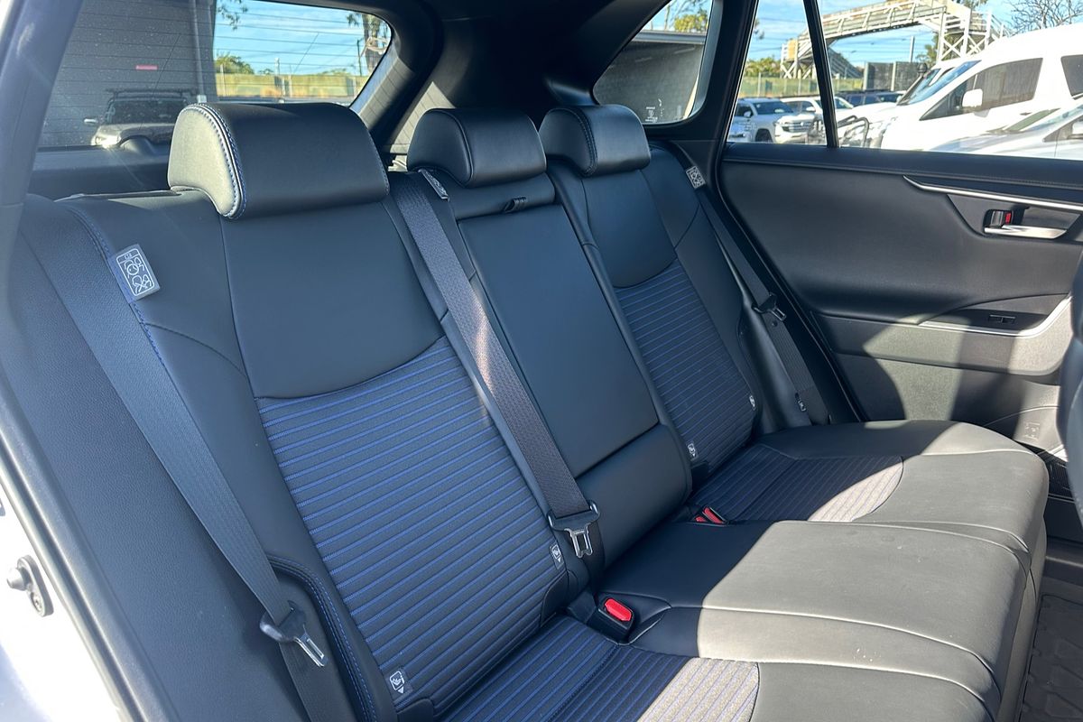 2021 Toyota RAV4 XSE AXAH54R