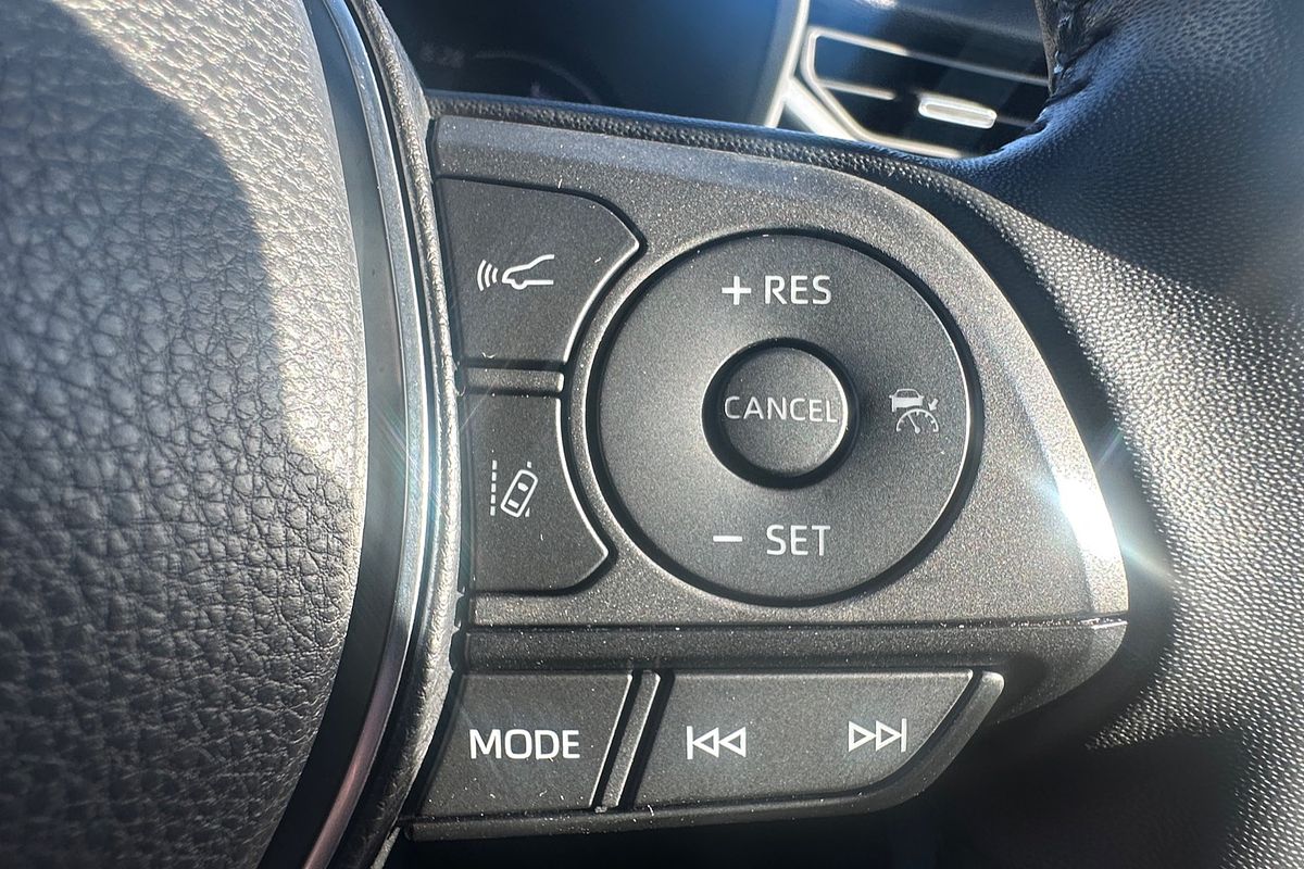2021 Toyota RAV4 XSE AXAH54R