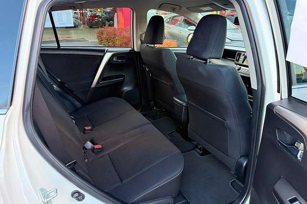 2016 Toyota RAV4 GXL ZSA42R