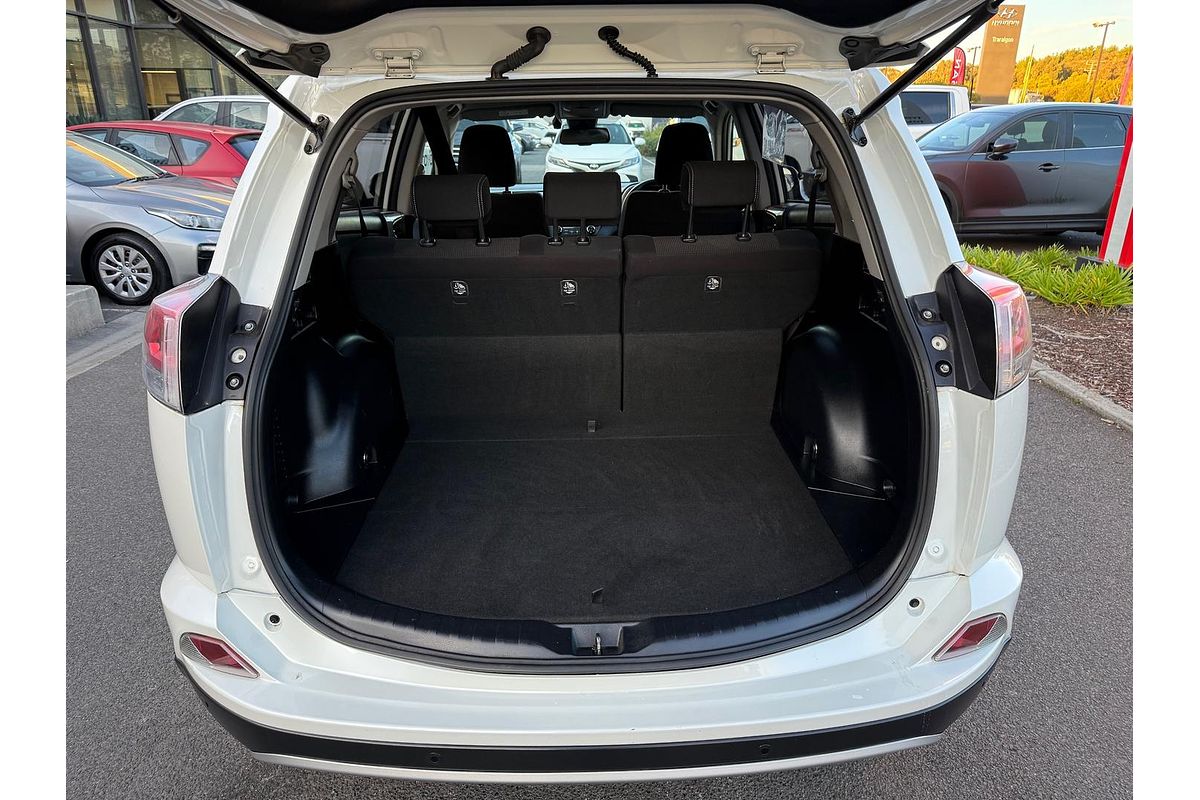 2016 Toyota RAV4 GXL ZSA42R
