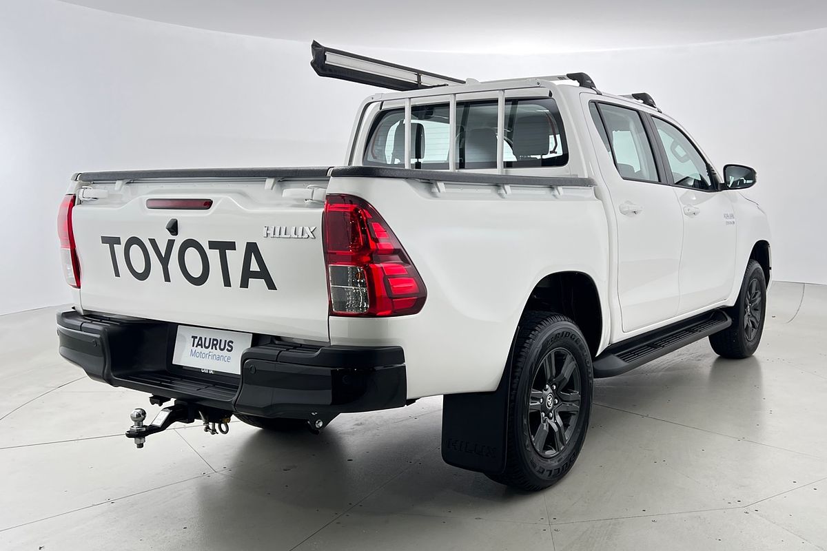 2024 Toyota Hilux SR GUN126R 4X4