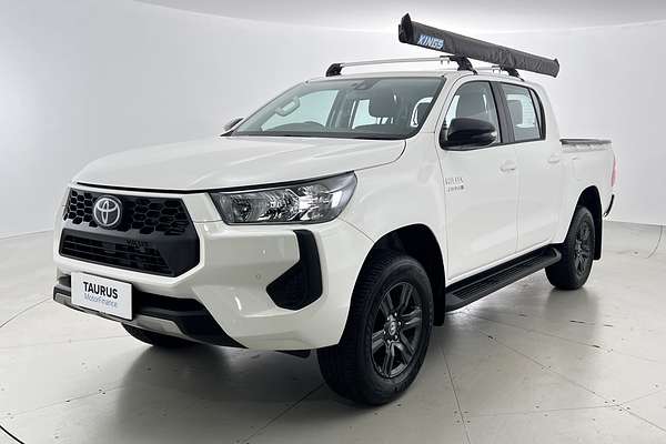 2024 Toyota Hilux SR GUN126R 4X4