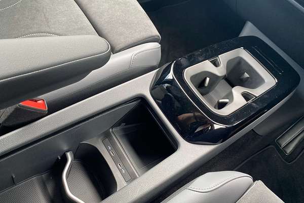 2024 Volkswagen ID.4 Pro E2