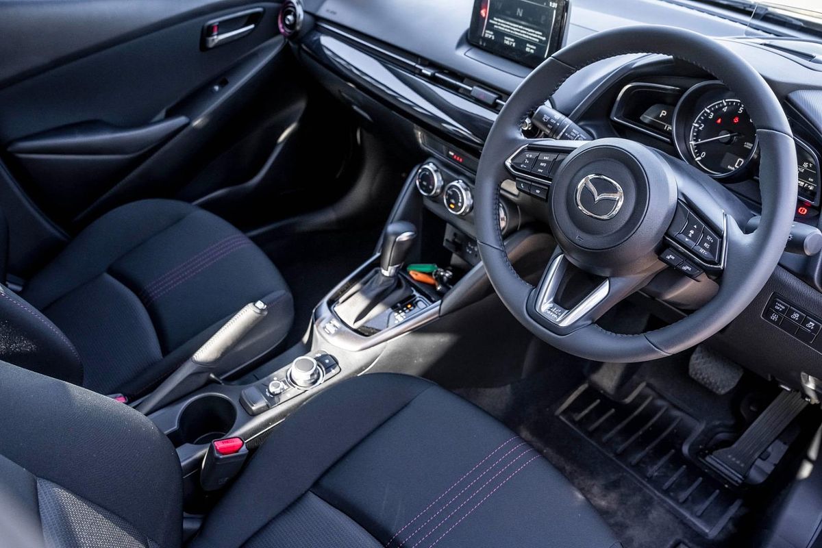 2025 Mazda 2 G15 Evolve DJ Series